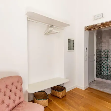 Chiavettieri House *