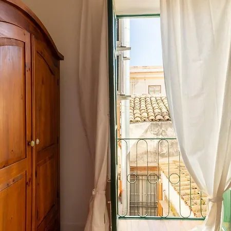 Chiavettieri House Apartment